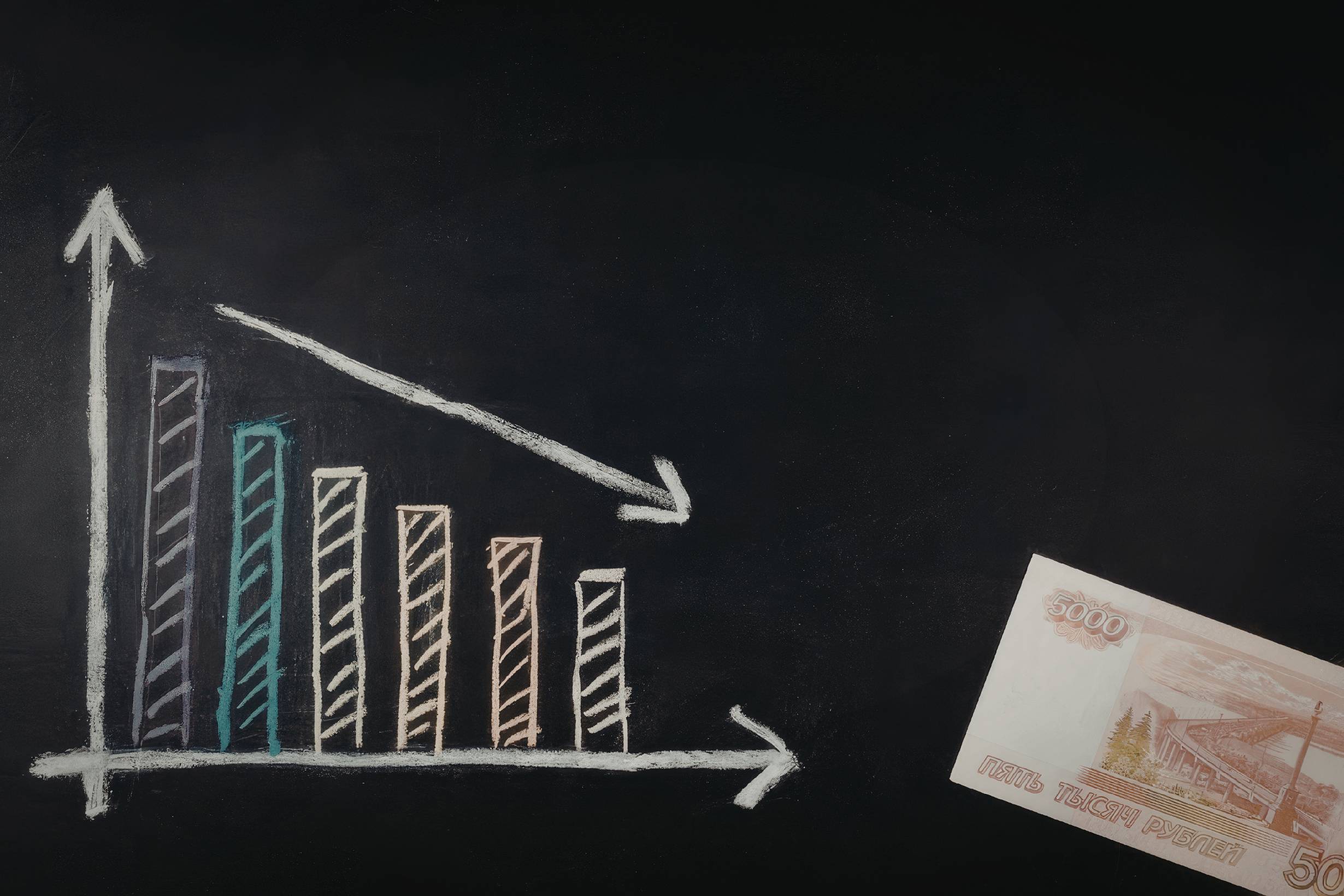 how to avoid cash flow problems during economic downturns 1