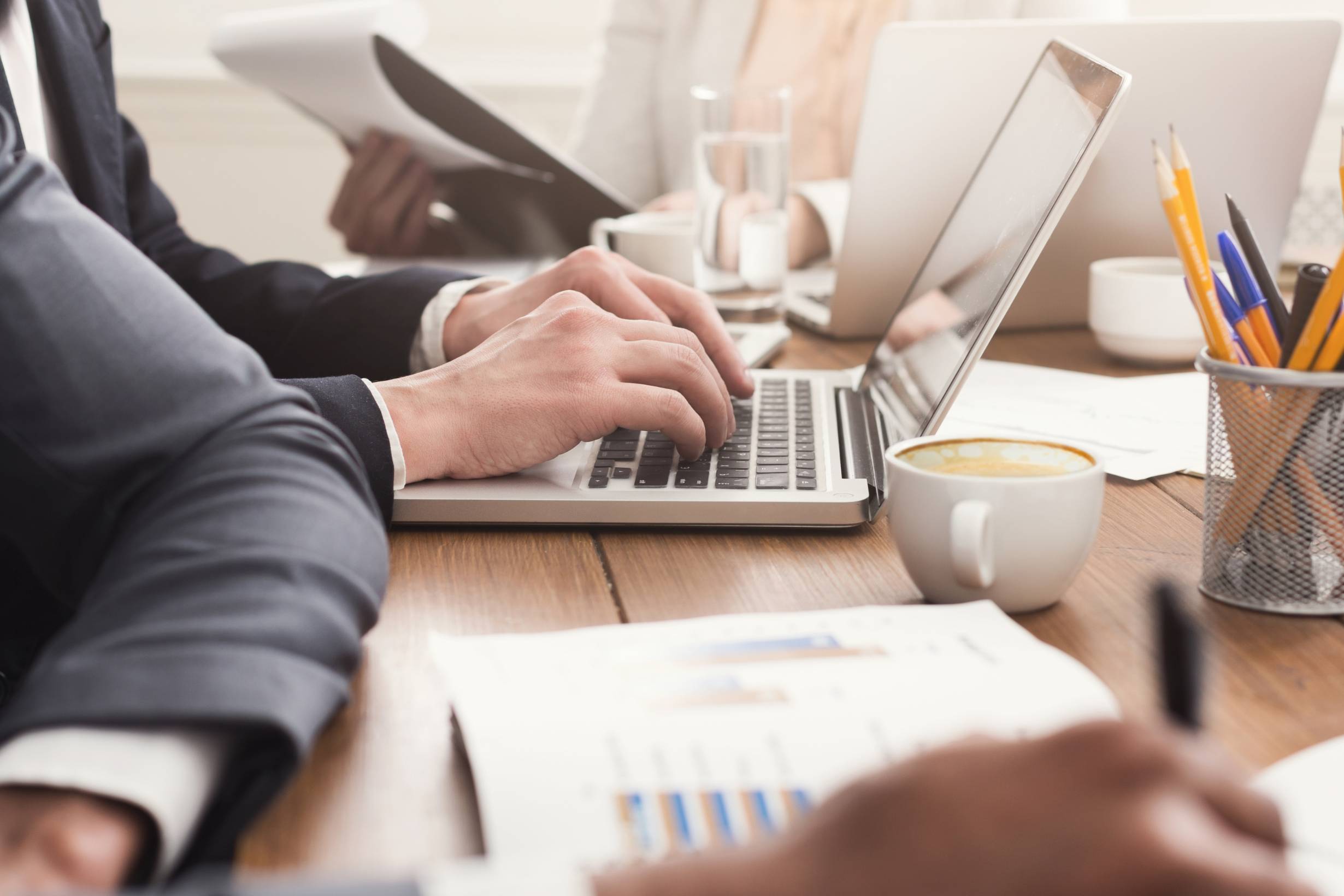 how to choose the right accounting software for your business 2