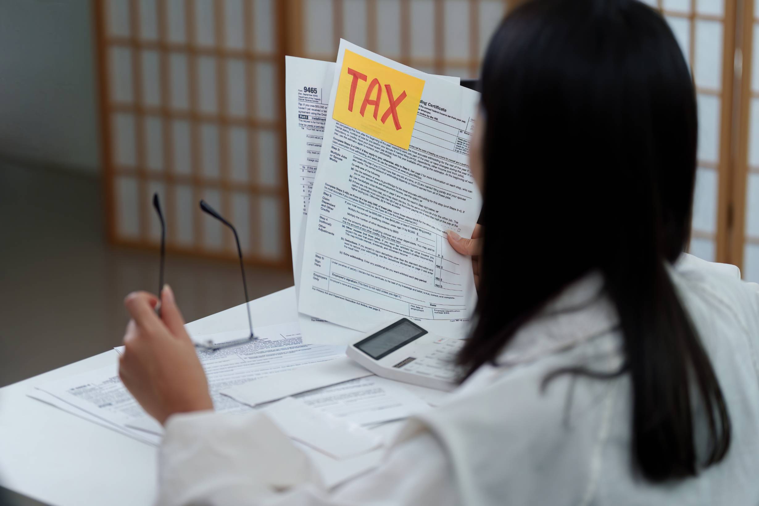 top tax deductions for freelancers and contractors 2